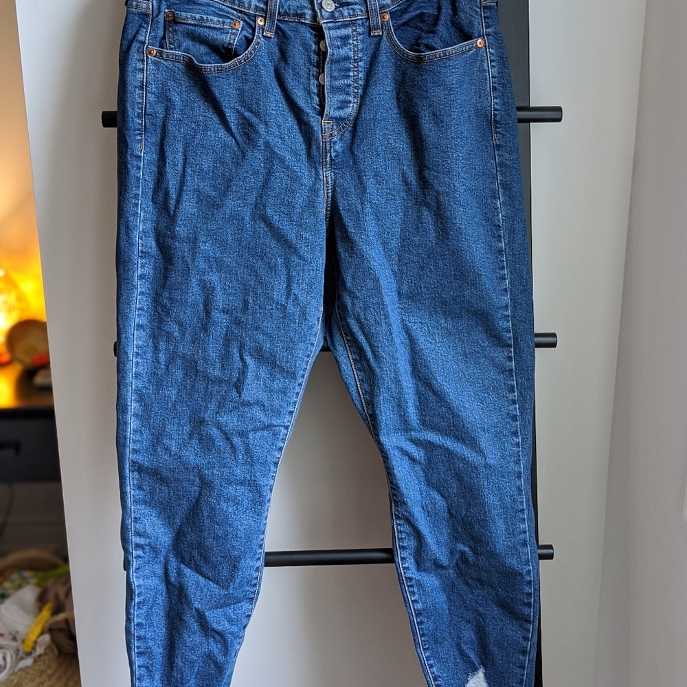 Washed but never worn wedgie Levis